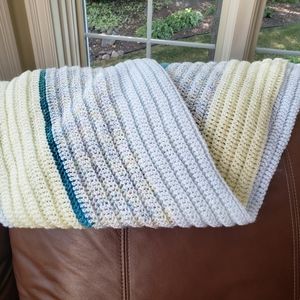 Handmade crochet ribbed baby blanket 30" × 40"